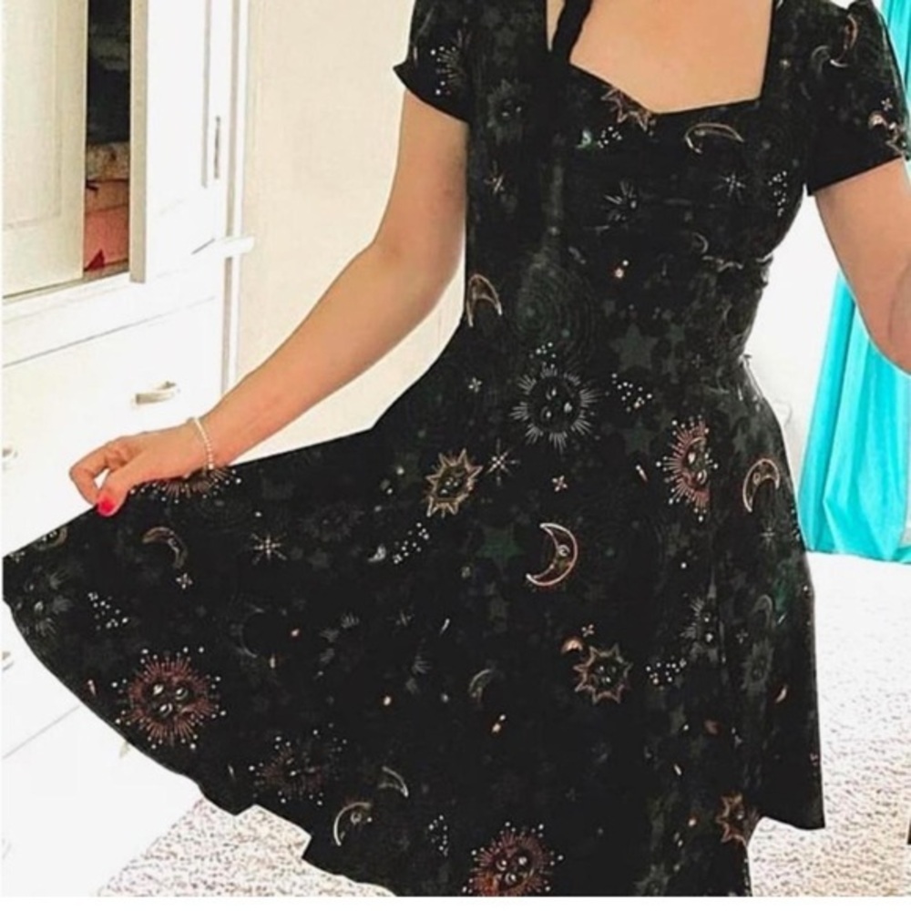 Modcloth Retrolicious Celestial Hello Moon Midi D… - image 1